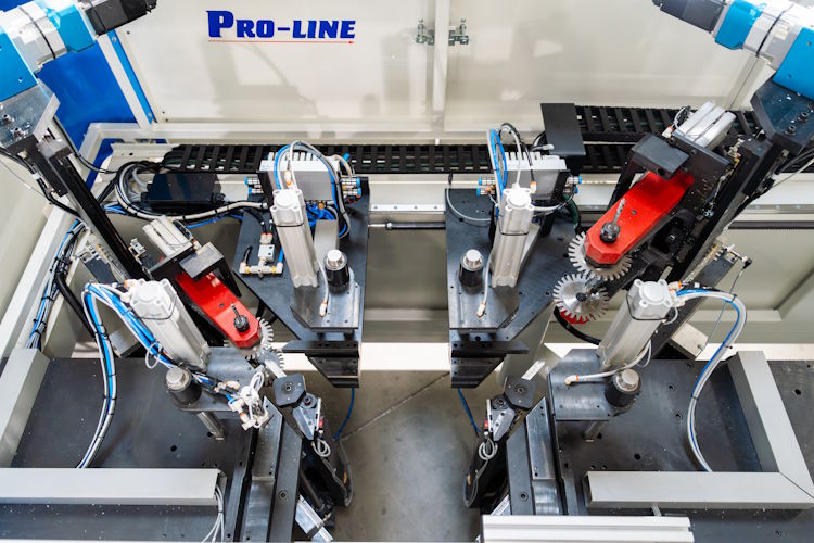 CNC-27 Twin Head Programmable Cleaner, Overhead View